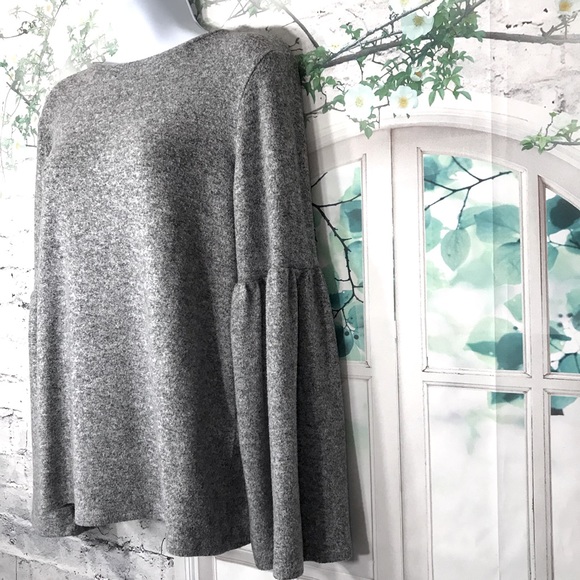 Zara Gray Knit Flute/Bell Sleeve Sweater Sz Small - Picture 4 of 8